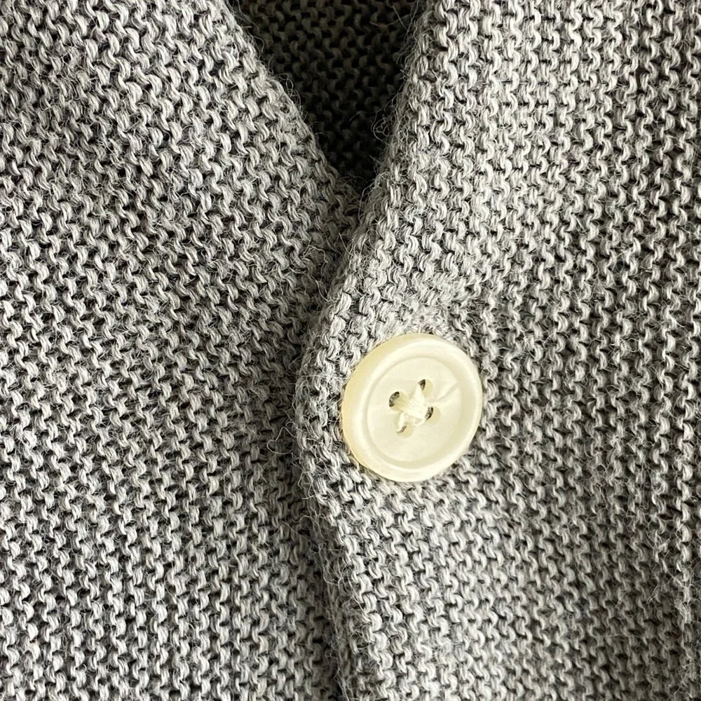 Dockers Golf Mens‎ XL Gray V-Neck Button Front Knit Cardigan Sweater Long Sleeve